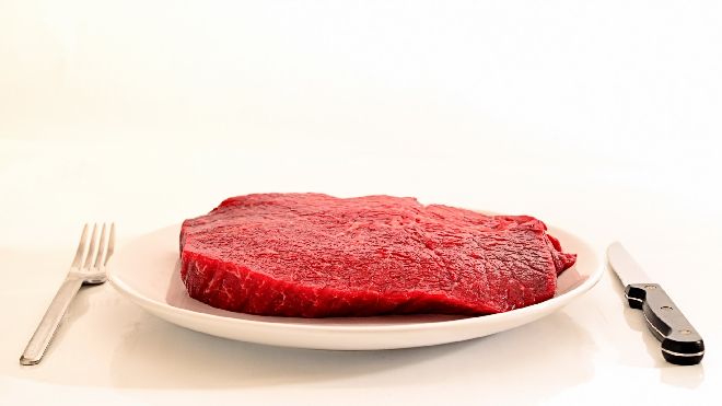К чему снится сырое мясо, видеть во сне кусок сырого мяса, есть, резать - подробное толкование сна